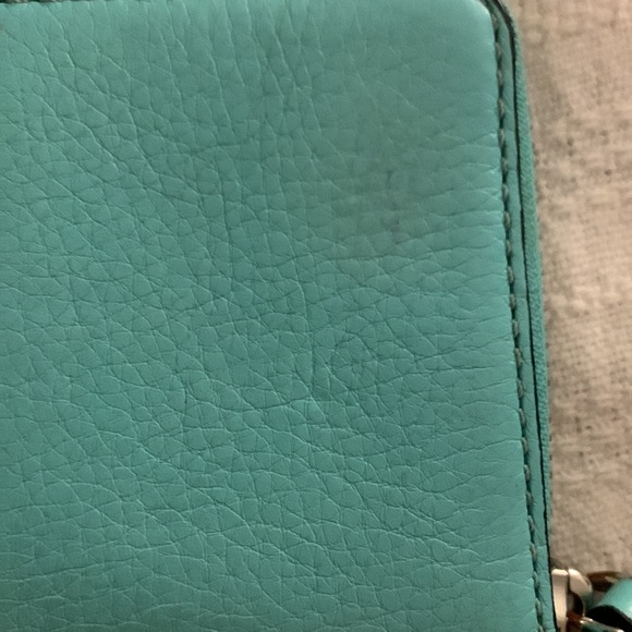NEW Marc Jacobs zip around wallet with wrist strap - Picture 5 of 5